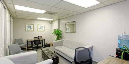 Valley Restoration outpatient addiction rehab small individual therapy room