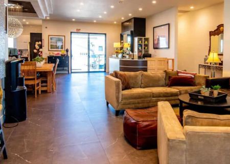 Indoor sitting area at Harmony Place addiction rehab center in Los Angeles