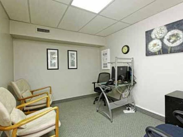 Valley Restoration outpatient addiction rehab meeting room