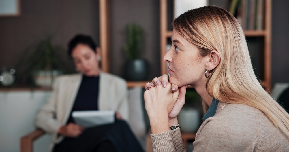 Rehab treatment for a woman overcoming addiction